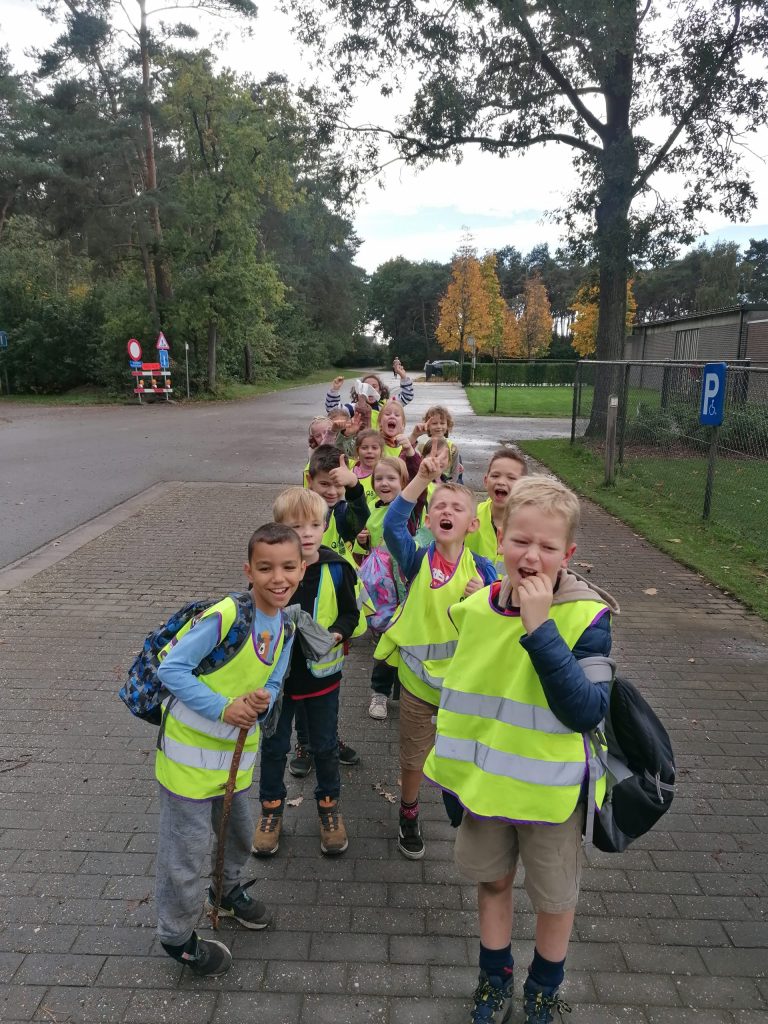 2022/10/21 - Herfstwandeling (L2B)